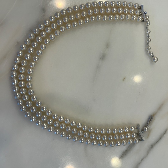 Vintage 3 strand costume pearl necklace - Picture 2 of 4